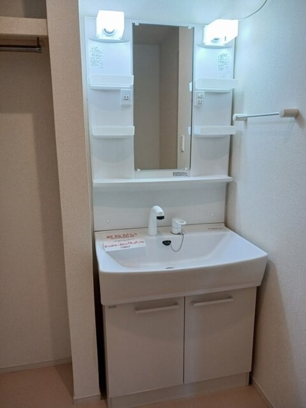 洗面設備　図面と現状に相違がある場合には現状を優先