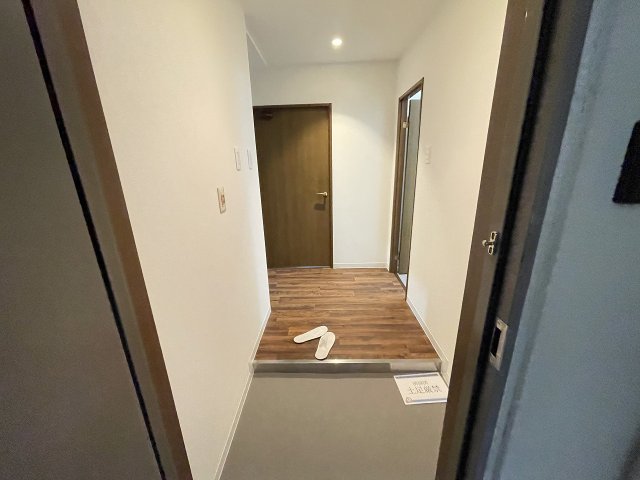 玄関　収納もある玄関です