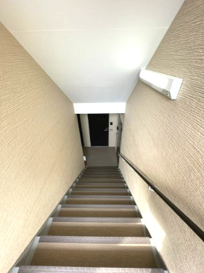 洗面設備　イメージとして反転のお部屋を使用しております 間取り図を参照