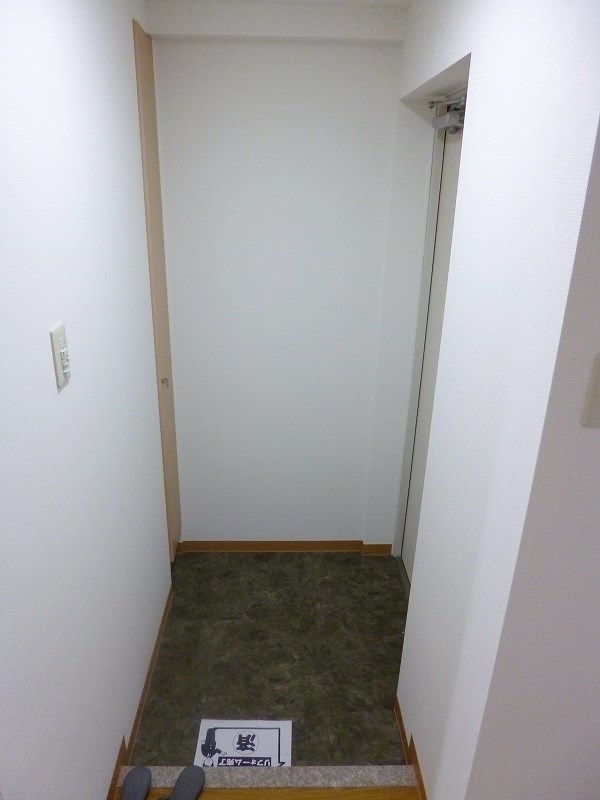 玄関　他号室参考写真