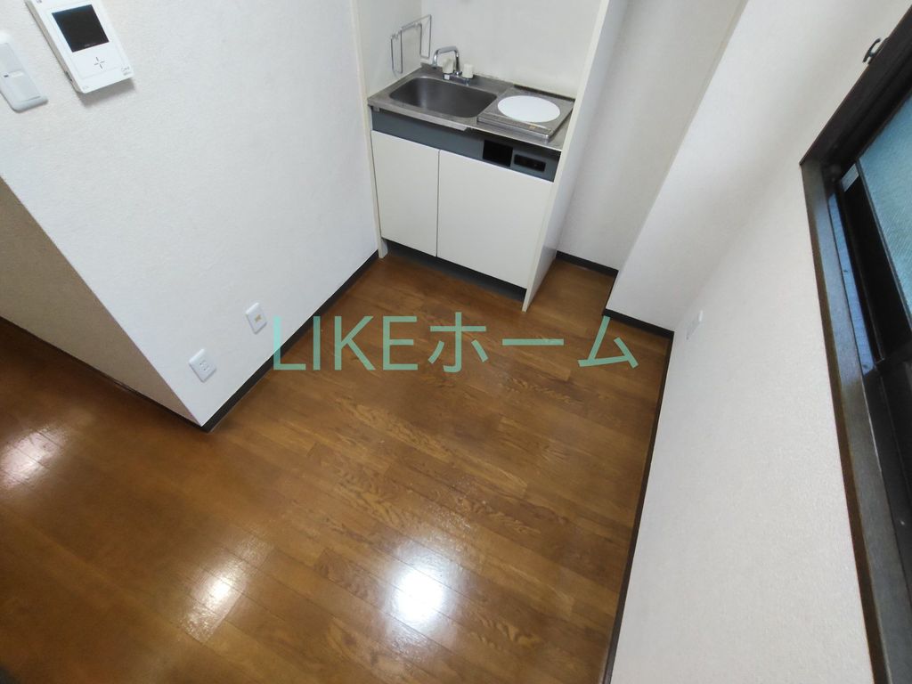 居室・リビング　キッチン