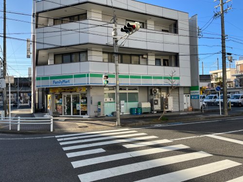コンビニ　ファミリーマート 谷口大曽根北店（コンビニ）まで1572m