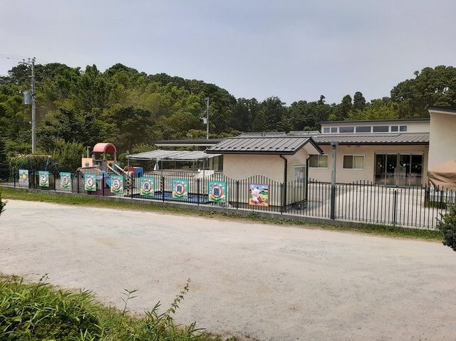 幼稚園・保育園　こざくら保育園（幼稚園・保育園）まで750m