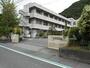 中学校　沼津市立第四中学校（中学校）まで921m
