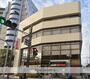 銀行　（株）三菱ＵＦＪ銀行／尼崎支店（銀行）まで365m