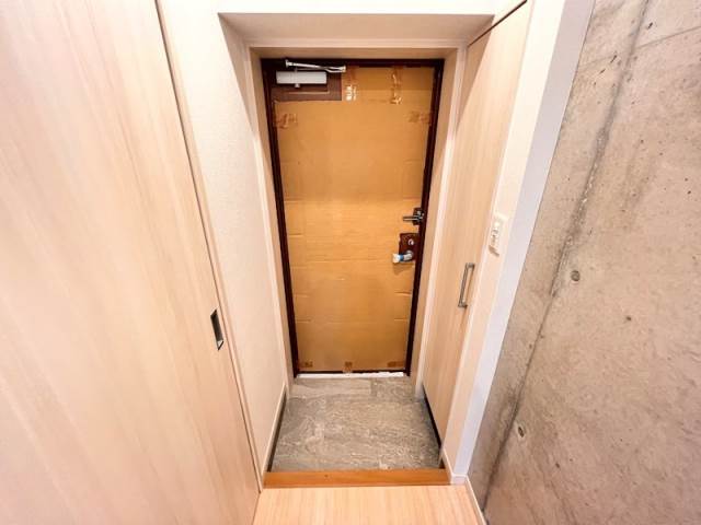 玄関　同物件別部屋イメージ