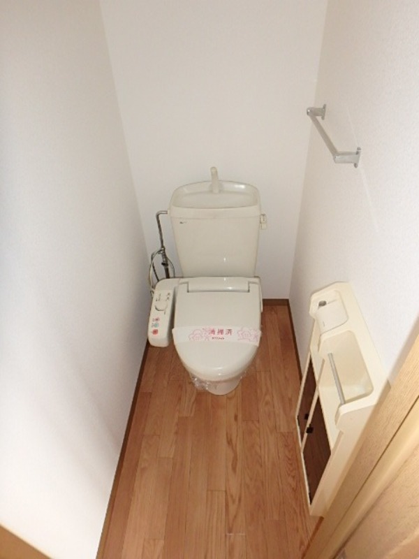 トイレ　図面と現状に相違がある場合には現状を優先