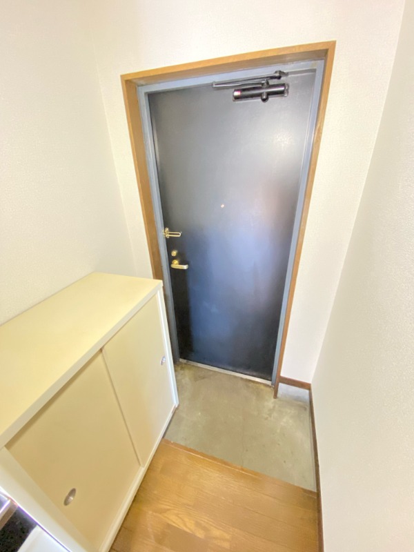 玄関　※他部屋参考写真