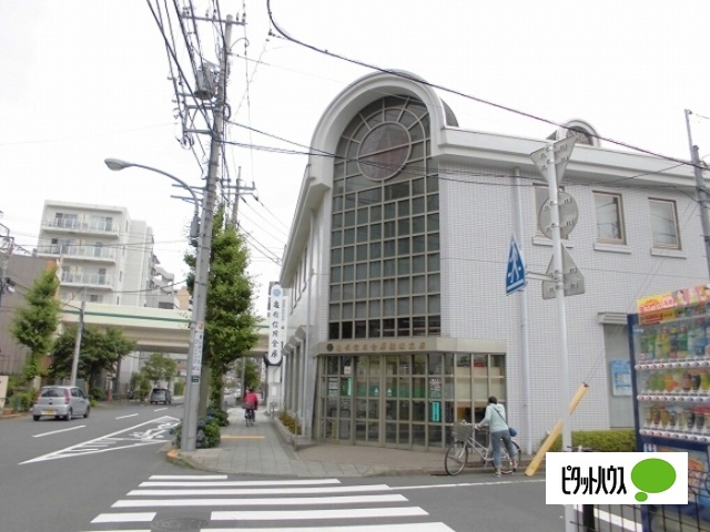 銀行　亀有信用金庫綾瀬支店（銀行）まで234m