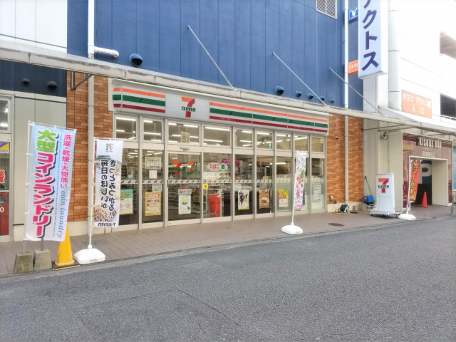 コンビニ　セブンイレブン松山宮田町店（コンビニ）まで433m