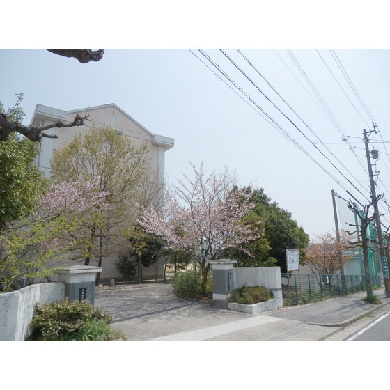 小学校　桑名市立大山田南小学校（小学校）まで450m