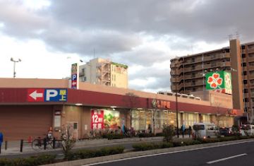 スーパー　ライフ 西天下茶屋店（スーパー）まで369m