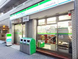 コンビニ　ファミリーマート 日本橋箱崎町店（コンビニ）まで156m