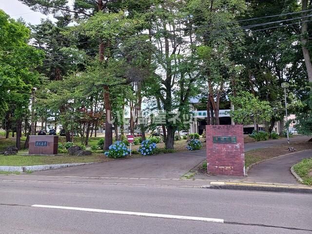 大学・短大　私立青森大学（大学・短大）まで303m