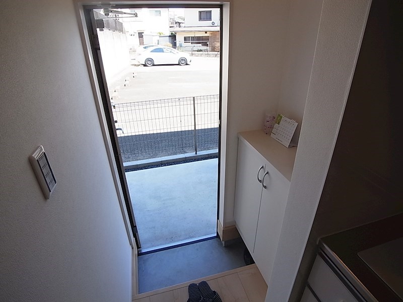 玄関　同一物件参考写真