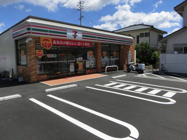コンビニ　セブンイレブン鹿児島桜ヶ丘６丁目店（コンビニ）まで646m