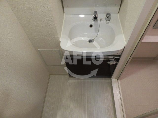 洗面設備　スワンズシティ大阪城ノース　独立洗面台