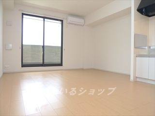 居室・リビング　エアコン付き