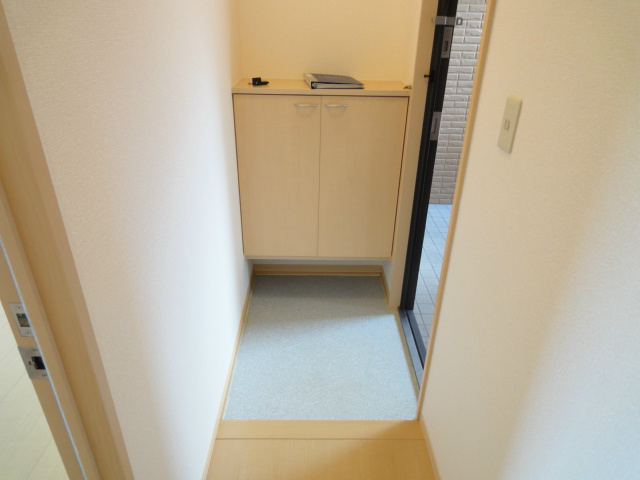 エントランス　下駄箱