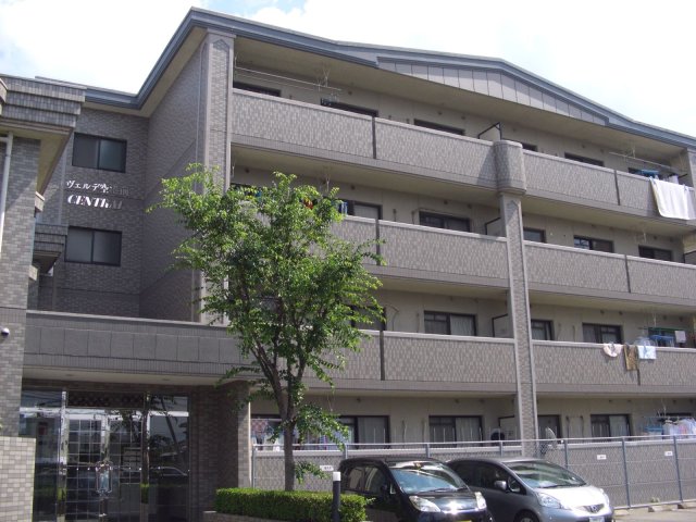 建物外観　ヴェルデ空港前セントラル