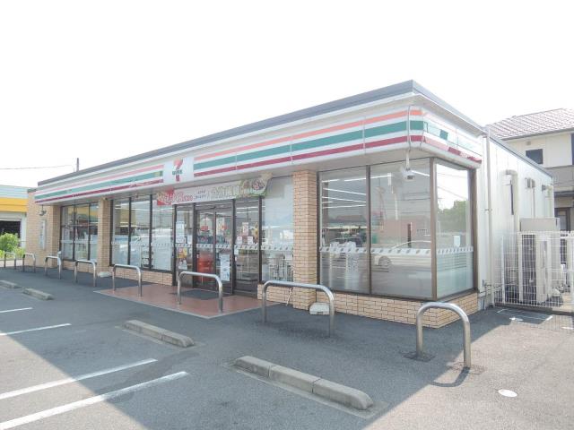 コンビニ　セブンイレブン（コンビニ）まで800m