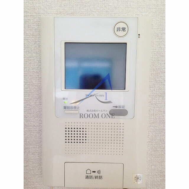 セキュリティ　モニター付きインターホンです。