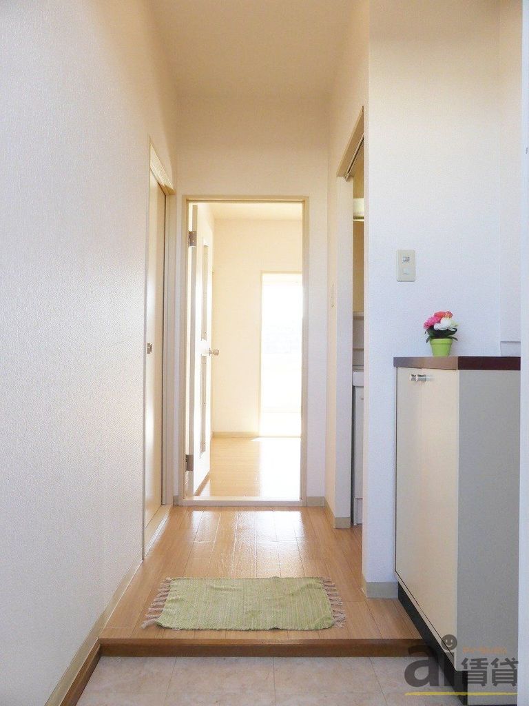玄関　※写真同仕様※
