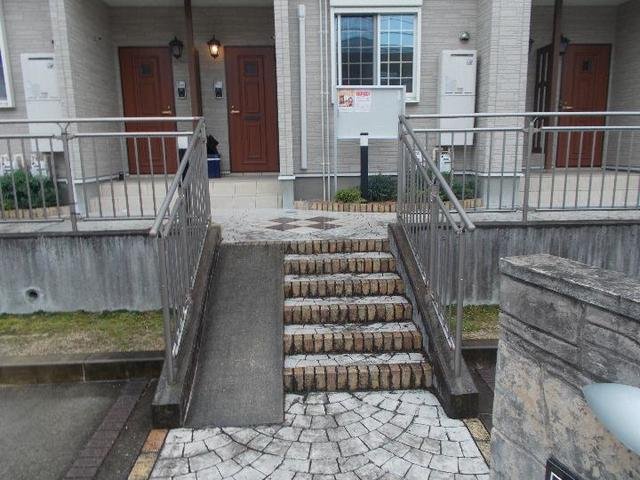 エントランス　建物の内部です