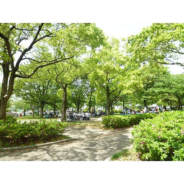 公園　区立篠崎六丁目第2広場（公園）まで9651m