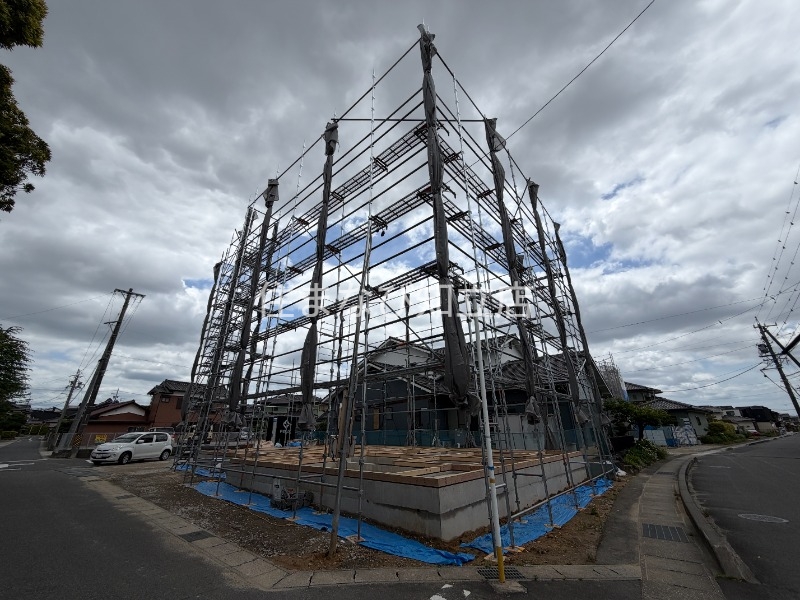 建物外観　建築中外観