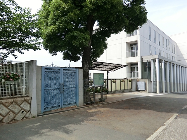 幼稚園・保育園　エトワール幼稚園（幼稚園・保育園）まで971m