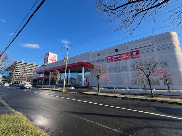 ショッピングセンター　シーナシーナ屯田店（ショッピングセンター）まで1446m