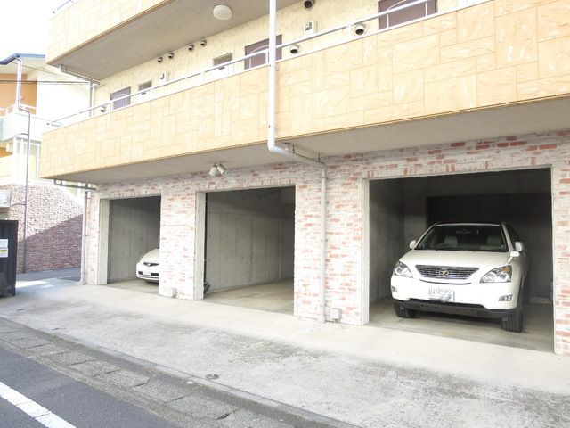 駐車場　★駐車場スペースです★