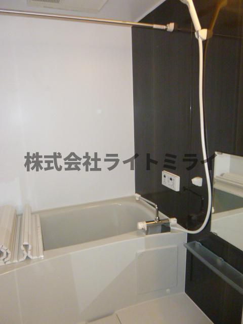 バス・シャワールーム　?