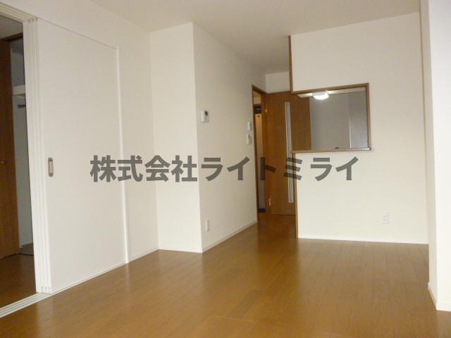 居室・リビング　?
