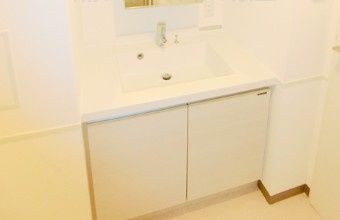 洗面設備　写真は同タイプ住居です