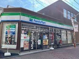 コンビニ　ファミリーマート杉並方南二丁目店（コンビニ）まで183m