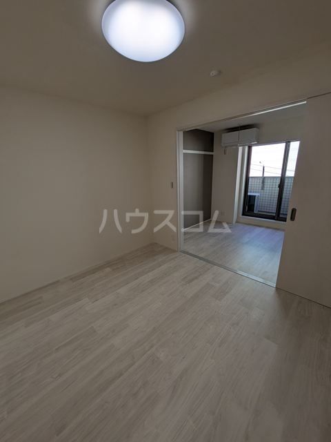 ラ フレーズの居間写真