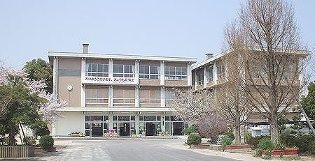 小学校　米子市立福米西小学校（小学校）まで1179m