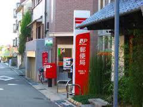 郵便局　瓦林郵便局（郵便局）まで250m