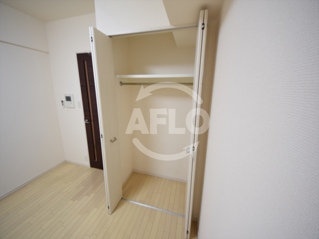 収納　S-RESIDENCE Honmachi Marks　クロー