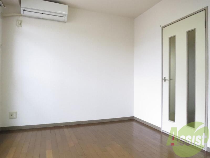 居室・リビング　開放感ある寛ぎの空間。家具配置もしやすい間取り。