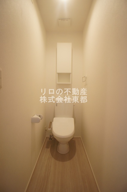 トイレ　洗浄・暖房便座付です！
