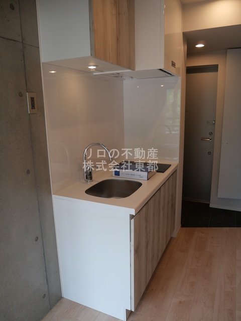 キッチン　システムキッチンは調理スペースも広くストレスなくお料理可能♪