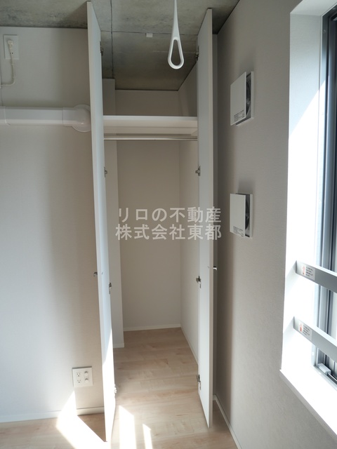 収納　奥行のある収納付です！増えがちな荷物をスッキリ収納できます！