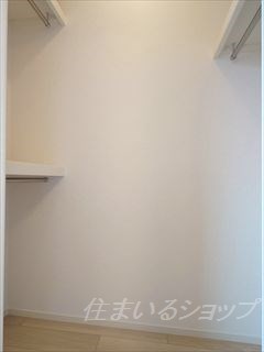 収納　ウォークインクローゼット