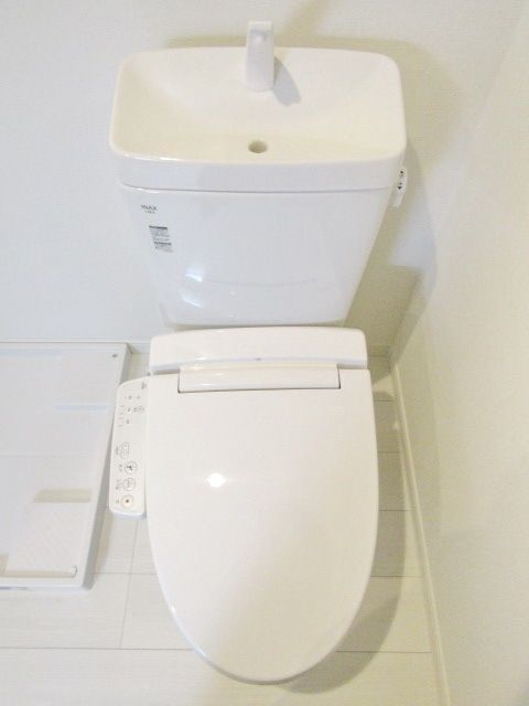 トイレ　★温水洗浄便座★