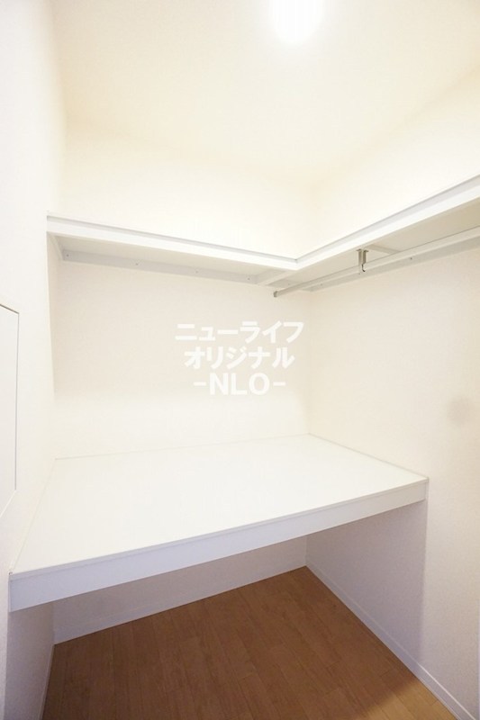 収納　たっぷり収納できるWICでお部屋もすっきり☆