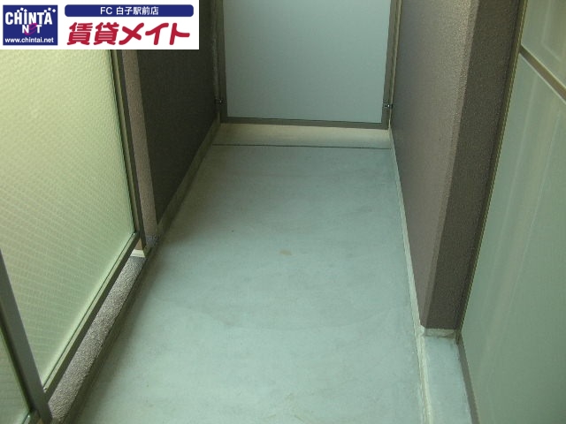 バルコニー　別部屋同型タイプ