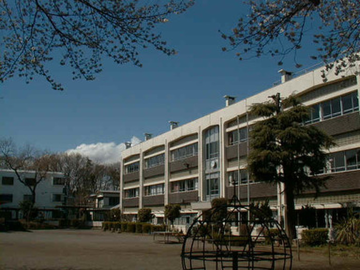 小学校　清瀬市立清瀬第六小学校（小学校）まで1300m